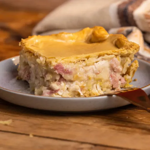 Family Chicken Ham and Leek Pie